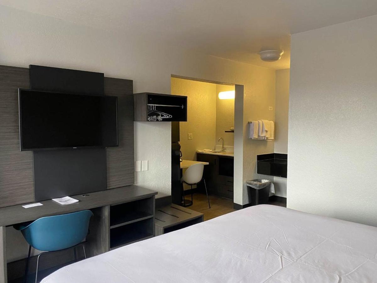 Studio 6 Albuquerque Nm Midtown Екстериор снимка