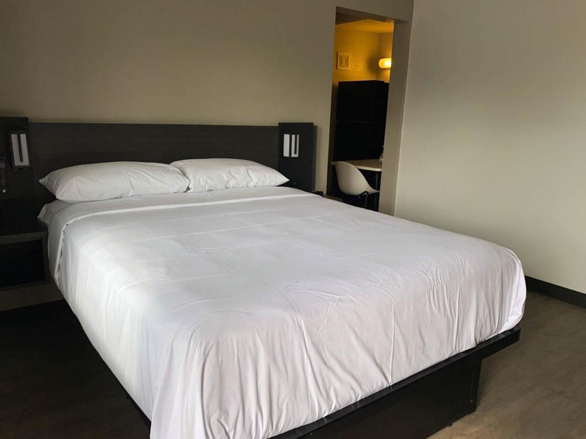 Studio 6 Albuquerque Nm Midtown Екстериор снимка