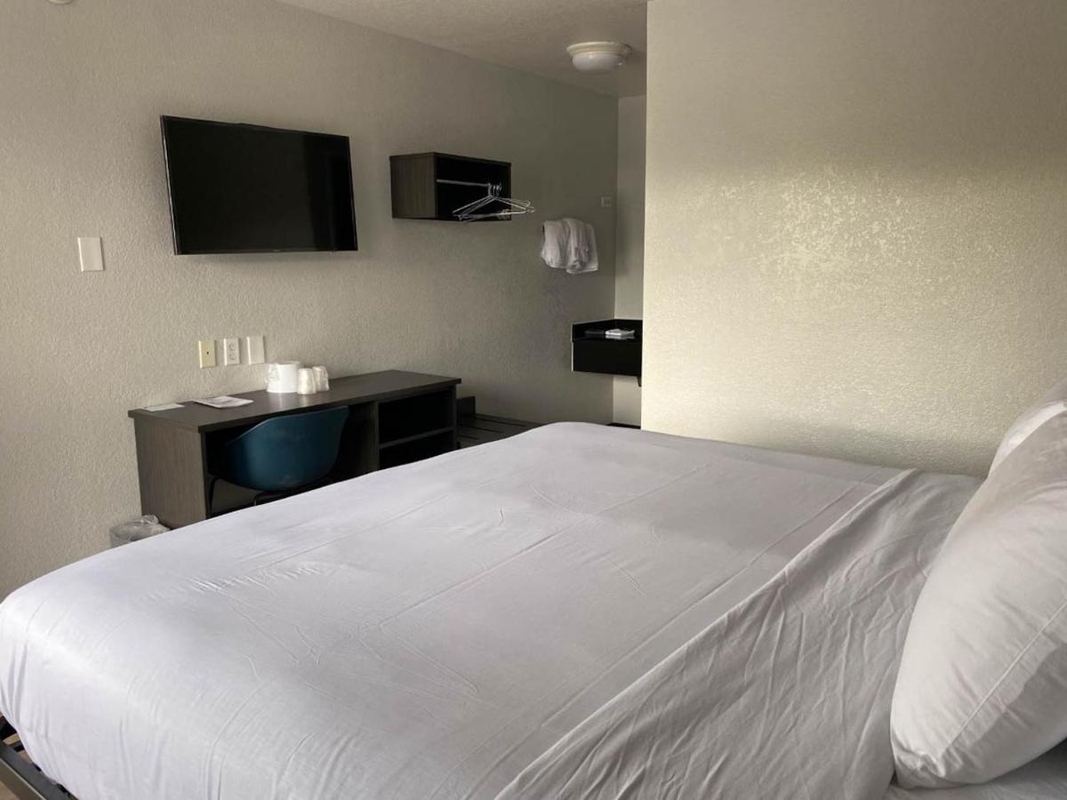 Studio 6 Albuquerque Nm Midtown Екстериор снимка