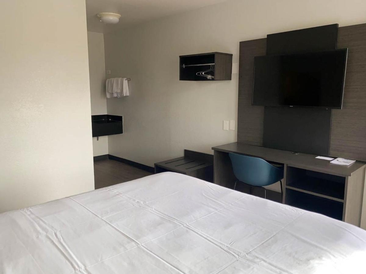 Studio 6 Albuquerque Nm Midtown Екстериор снимка