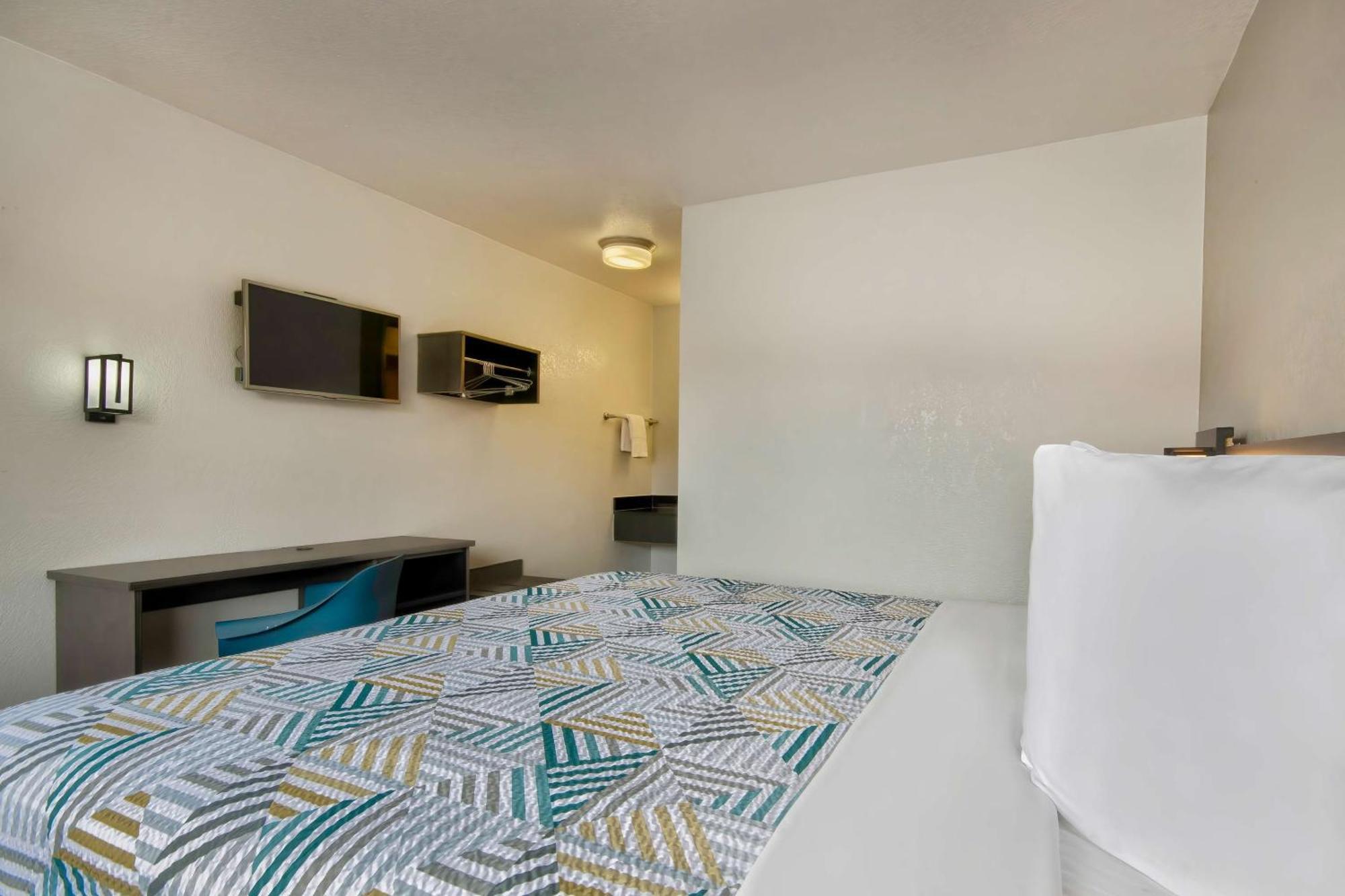 Studio 6 Albuquerque Nm Midtown Екстериор снимка
