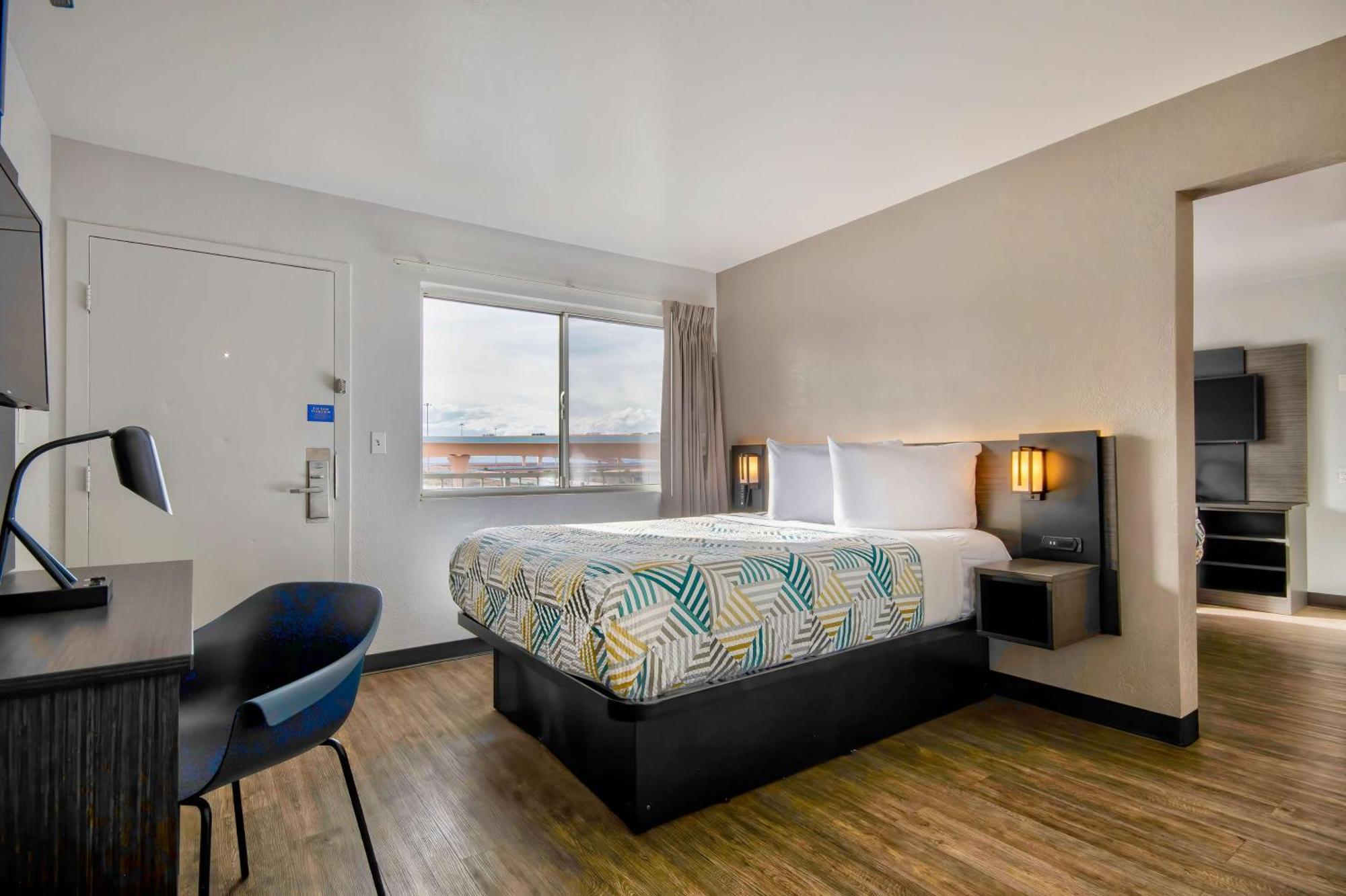 Studio 6 Albuquerque Nm Midtown Екстериор снимка