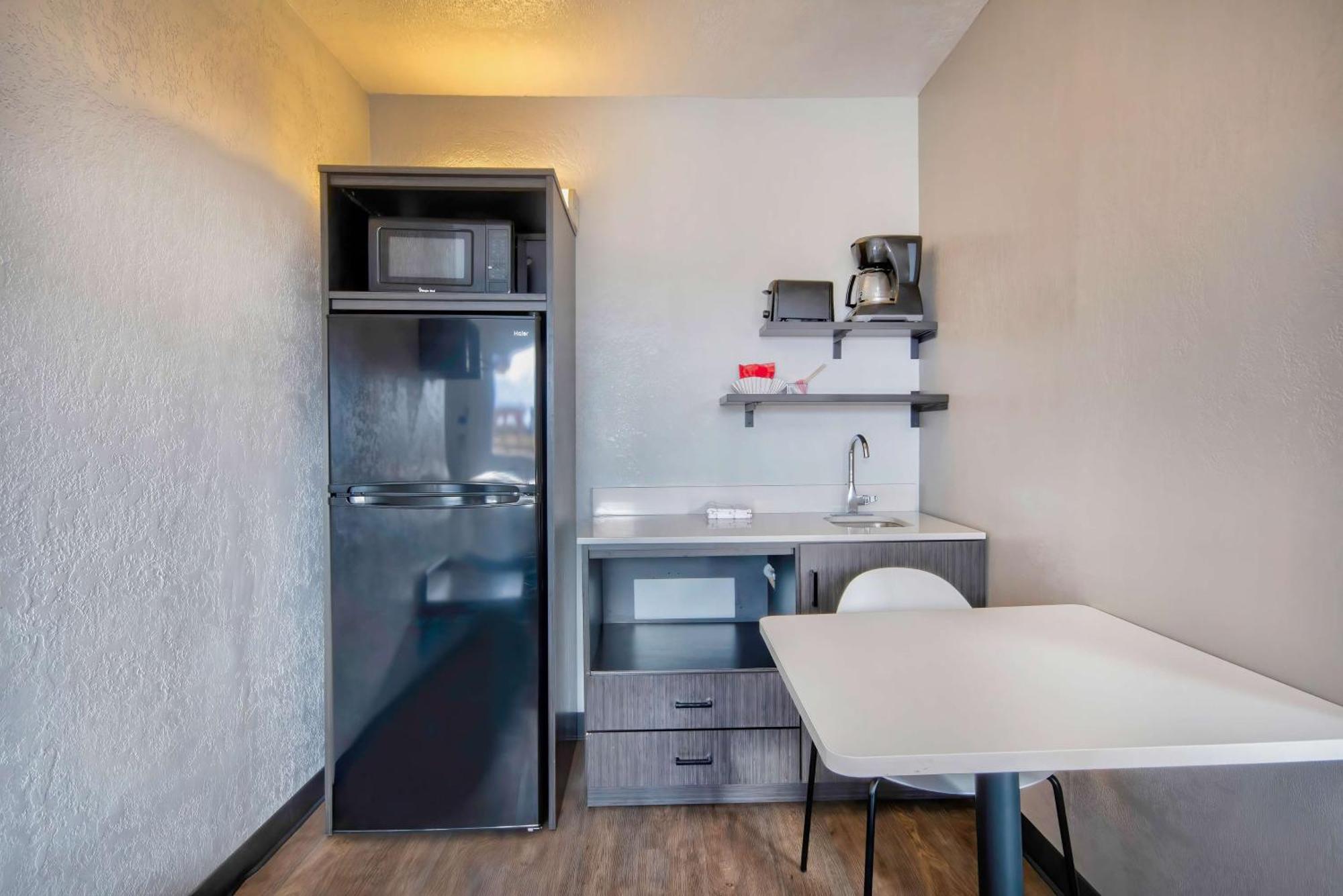 Studio 6 Albuquerque Nm Midtown Екстериор снимка