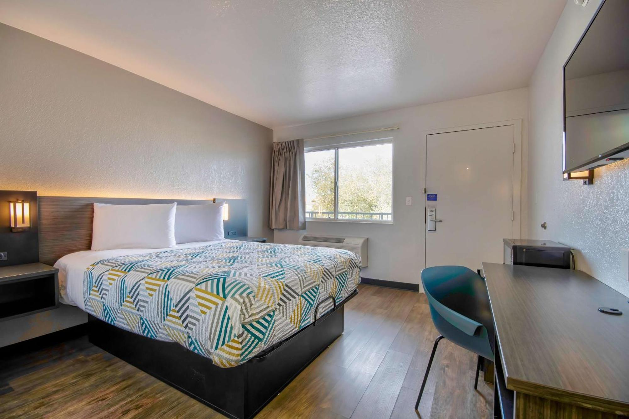 Studio 6 Albuquerque Nm Midtown Екстериор снимка