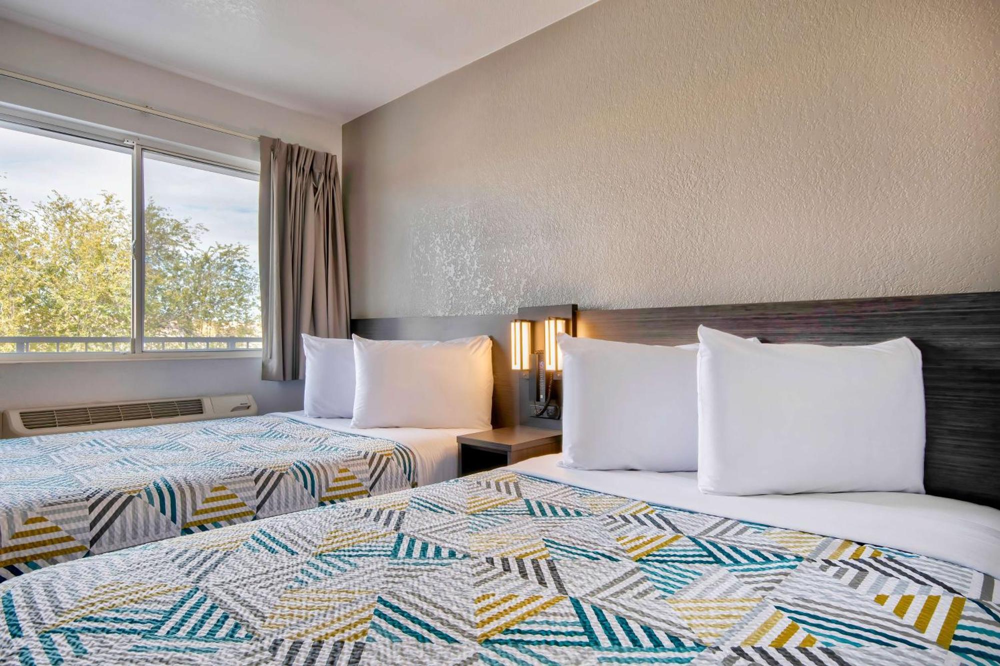 Studio 6 Albuquerque Nm Midtown Екстериор снимка