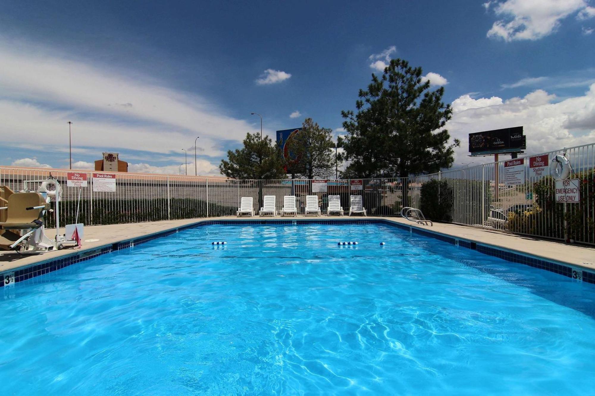Studio 6 Albuquerque Nm Midtown Екстериор снимка